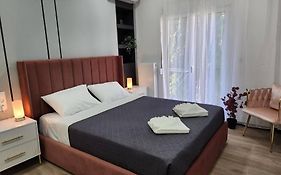New Stylish Home Central Athens Vipgreece
